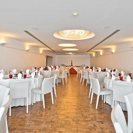 Golden Tulip Porto Gaia Hotel Вила Нова ди Гая Екстериор снимка