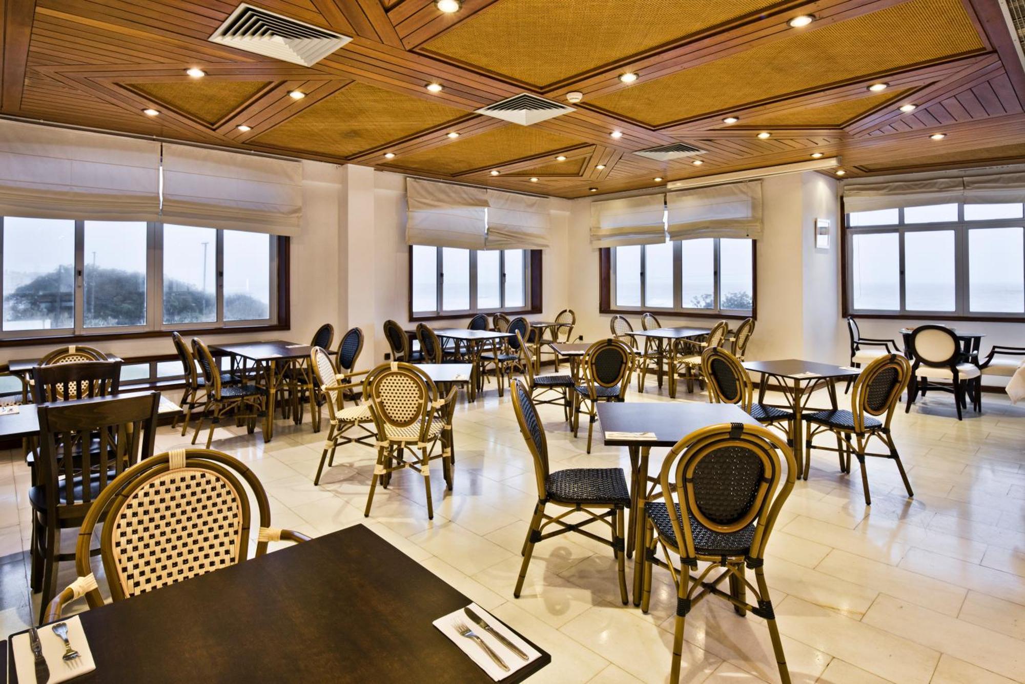 Golden Tulip Porto Gaia Hotel Вила Нова ди Гая Екстериор снимка