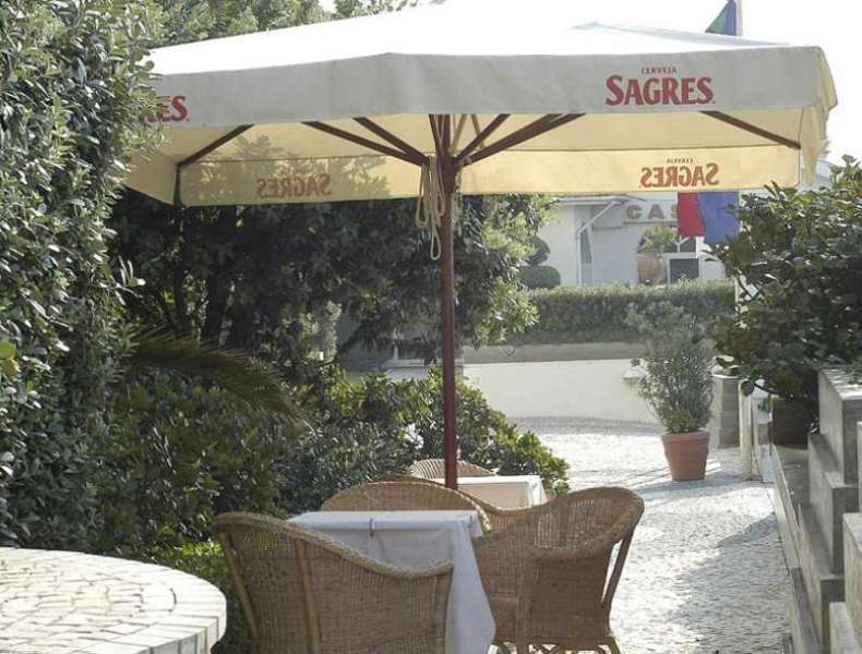 Golden Tulip Porto Gaia Hotel Вила Нова ди Гая Екстериор снимка