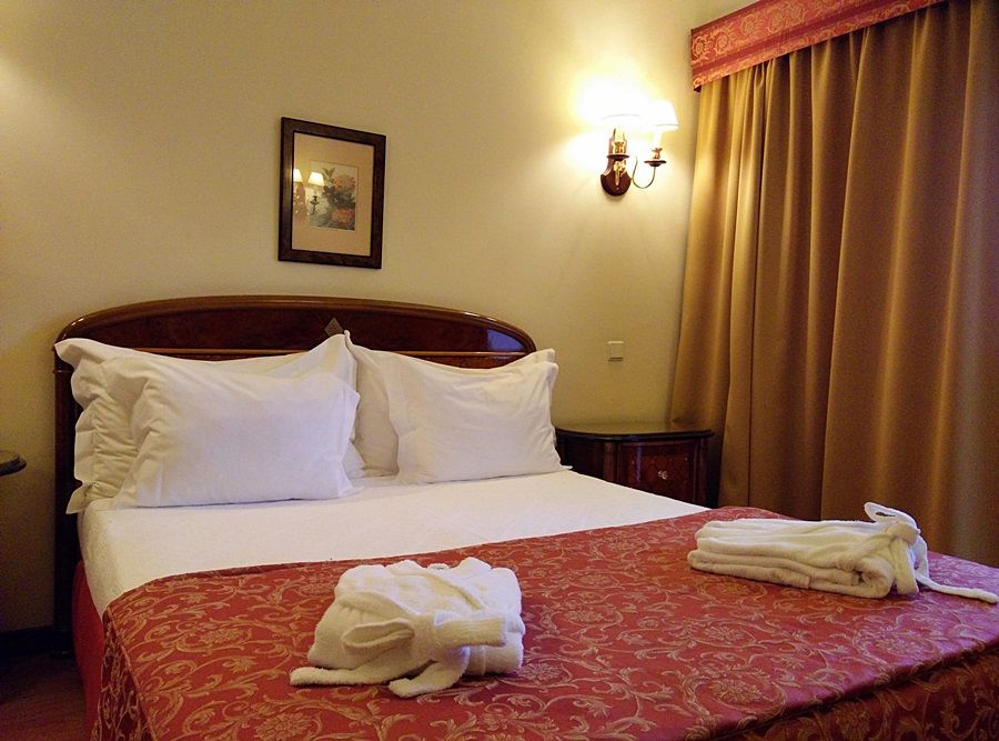 Golden Tulip Porto Gaia Hotel Вила Нова ди Гая Екстериор снимка